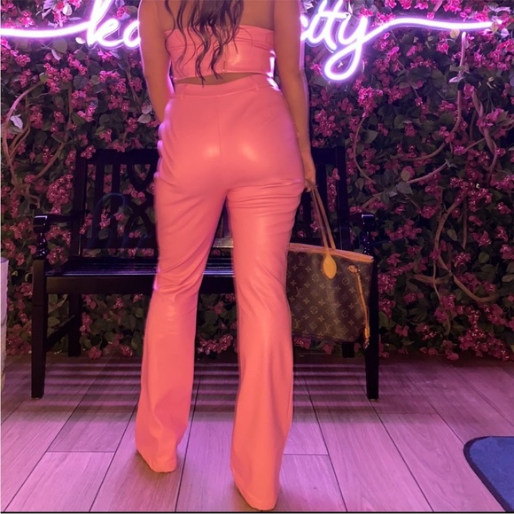 Two pice set pink leather - Picture 2 of 8